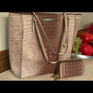 Brahmin Large Tote w/matching billfold